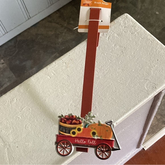 NWT- Fall Farmhouse- Metal- Hello Fall- Red Wagon & Pumpkins Wreath Hanger 🌻🍁 - Picture 15 of 16